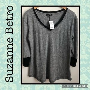 NWT Suzanne Betro V-Neck Tunic♥️